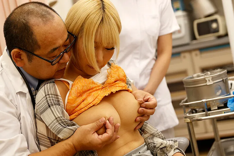 産婦人科痴● 乳がん触診編2 サンプル画像 16