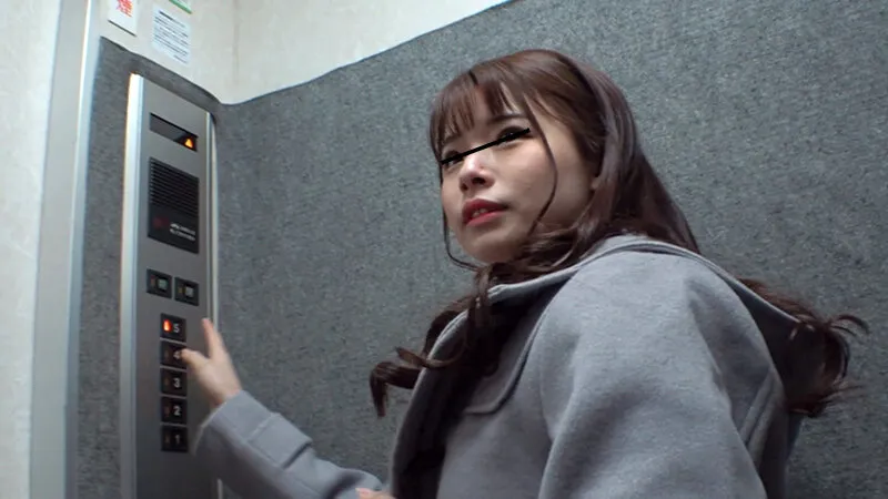 オートロック施錠を突破する犯人のレ●プ映像 サンプル画像 2