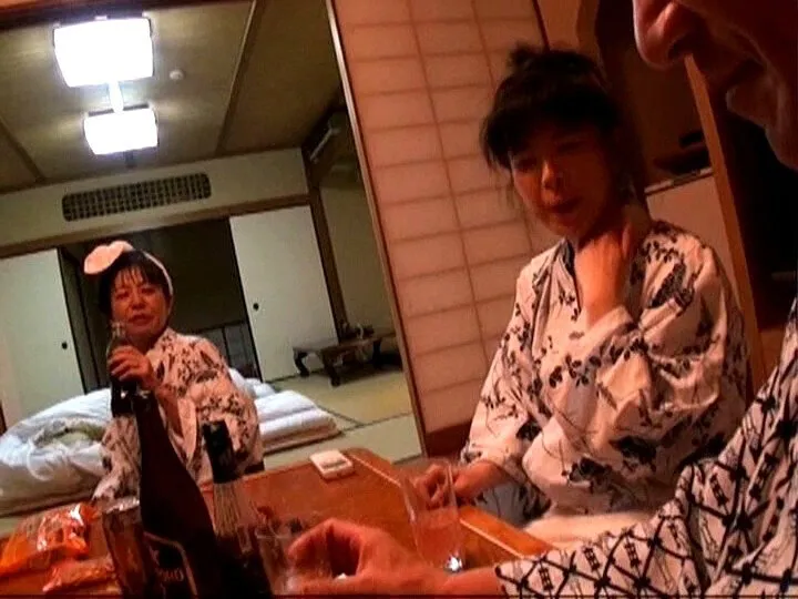 【AIリマスター版】人妻不倫旅行×人妻湯恋旅行 collaboration ＃04 Side.A サンプル画像 16