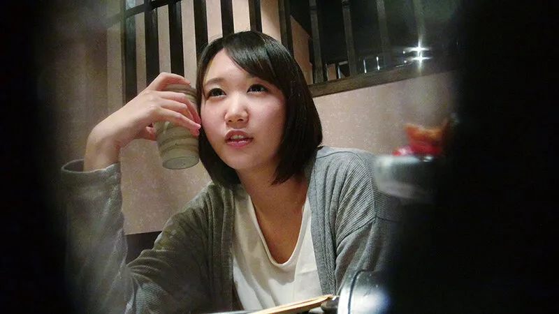 素人女性を口説いてSEXしてAV作品を作れ 「終電逃した女性を駅前でナンパしてみた」編完全版［上巻］ サンプル画像 3