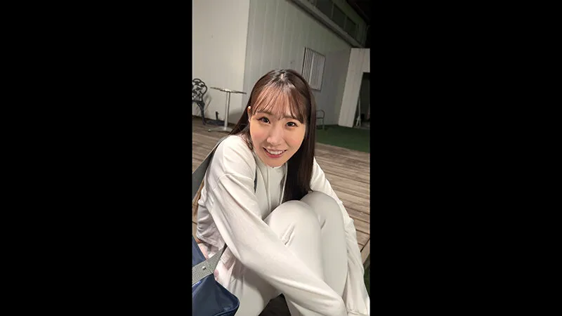 すぐにヤラせてくれてる新体操部員は唾液が交じり合う濃厚接吻と精液ごっくんが好き！ 五十嵐清華 サンプル画像 17