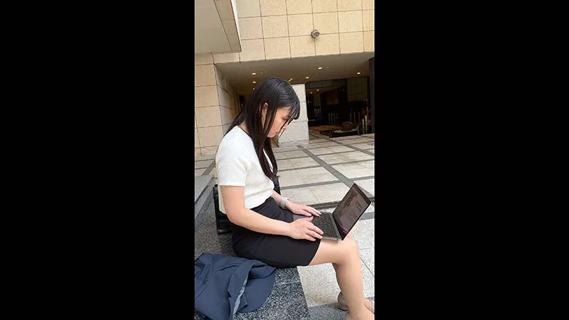 【あざとい後輩推しアカウント】 常に笑顔のあざと系女子 後輩OLのSEX動画公開します 生田優梨 サンプル画像 2