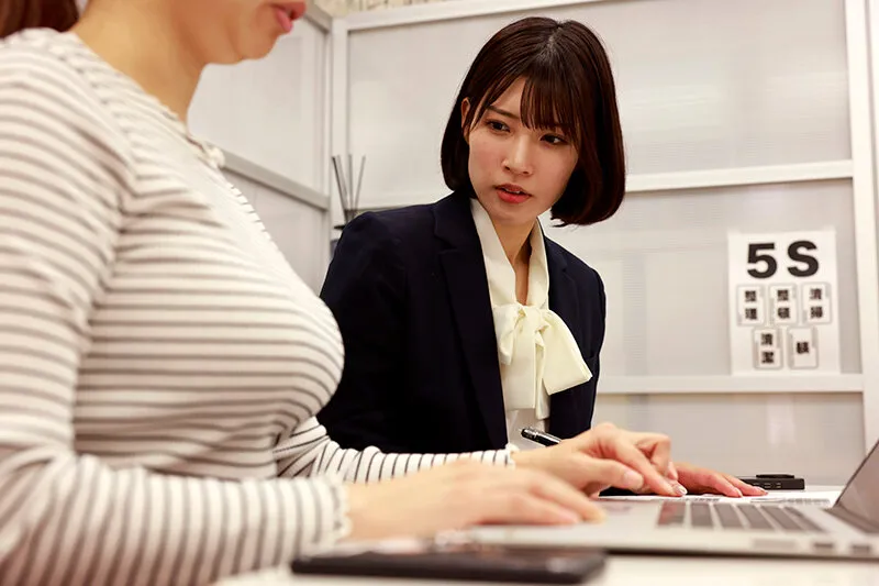 乳首イキ育乳エステ 雑魚チクビ過ぎて育乳エステで絶頂イキしちゃった私 宮城りえ サンプル画像 1