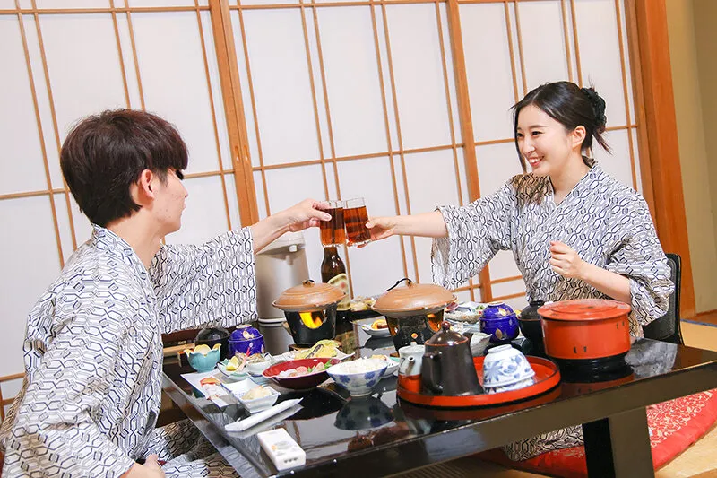 「彼女に捨てられた惨めな男が何おちんちん固くしてんの？」3年ぶりに再会して綺麗になっていた元カノが失恋で弱った僕に慰めSEXしてくれた サンプル画像 6