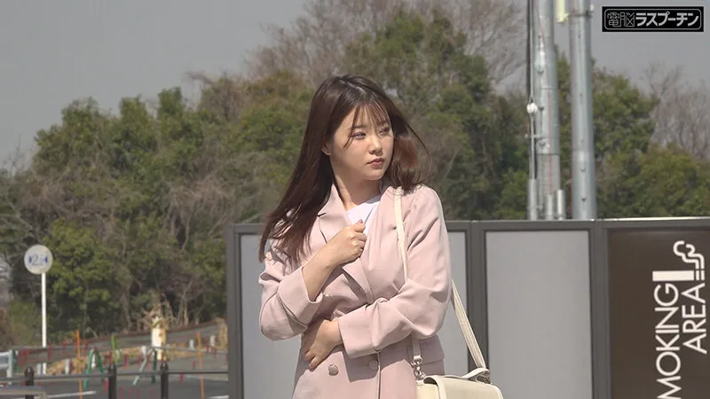 満員電車で吊り革にぶら下げられ両乳首同時開発のすえ無念の発情してしまった巨乳美女3 丸最レア サンプル画像 13