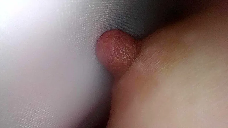 完全着衣内アングル！先端が自在に動くファイバースコープで敏感な乳首を責められ恥ずかしがりながらも感じてしまうセーラー服ちっぱい美少女 川上しずく サンプル画像 6