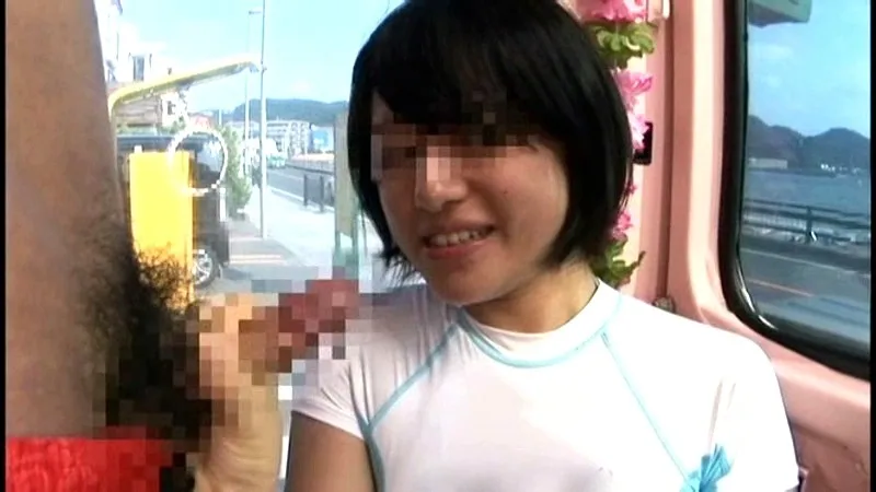 マジックミラー便 2012 in湘南・逗子海岸 激アツ！本番素人5人祭り！！真夏の敏感SEX◆スペシャル！海で働く女性vs浜辺のビキニ娘 一体どちらのオマ○コが濡れやすいのか！？ サンプル画像 16