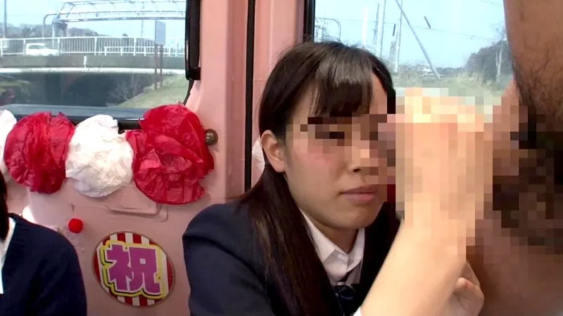 15周年記念 マジックミラー便 3分前まで現役女子校生！卒業式直後のオキテ破りナンパ！！日本中のNo.1○校厳選スペシャル！！ALL新作撮り下ろし！！総勢30人！ 本番JK11人！！8時間40分 サンプル画像 18