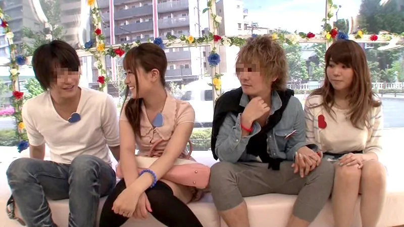 顔出し！！女子大生限定 マジックミラー号 寝取り！嫉妬！羞恥からの興奮と快感！！Wデート中の大学生カップル◆ 初めての同室スワッピング！！ in池袋 サンプル画像 8