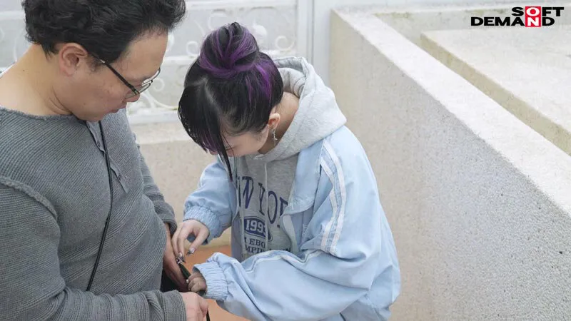 こんな顔してえっっっぐいアクメするほどデカチン狂でした。総fw60万人の台湾美少女が、デカチン日本代表3名と乱れ逝き！ 小さいマ●コの膣穴いっぱいにチ○ポが入り込む激ピストンにも、感謝が止まらない！！ 大絶頂‘謝謝セックス’ 齋齋いつき サンプル画像 16