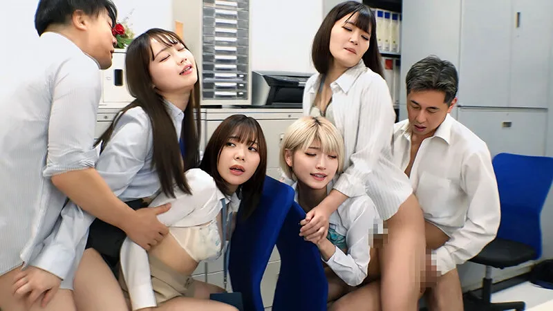 ようこそFALENO商事へ 女尊男卑の社風に不満を募らせた男たちによる復讐の大乱交！男を見下した女共にいきり勃った肉棒で倍返しだ！業務中に外線や内線は鳴りません！鳴り響くのは女子社員の喘ぎ声だけ！ サンプル画像 11