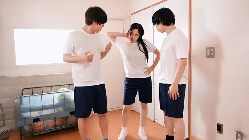 水を被るとHカップ爆乳女になっちゃう体質の転校生と1/2なスクールライフ 北野未奈 サンプル画像 3