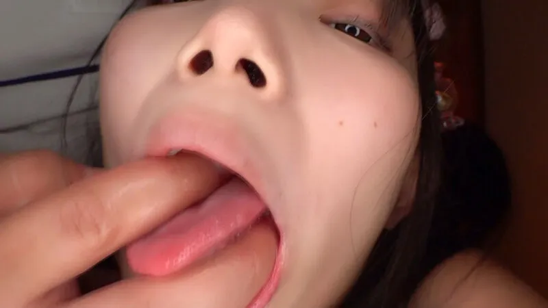 母が蒸発し悲惨な家庭で取り残された無垢な娘は生活保護受給の義理父に処女を奪われ金の為に自宅売春を●●されていた全記録 ひなちゃん 南日菜乃 サンプル画像 10