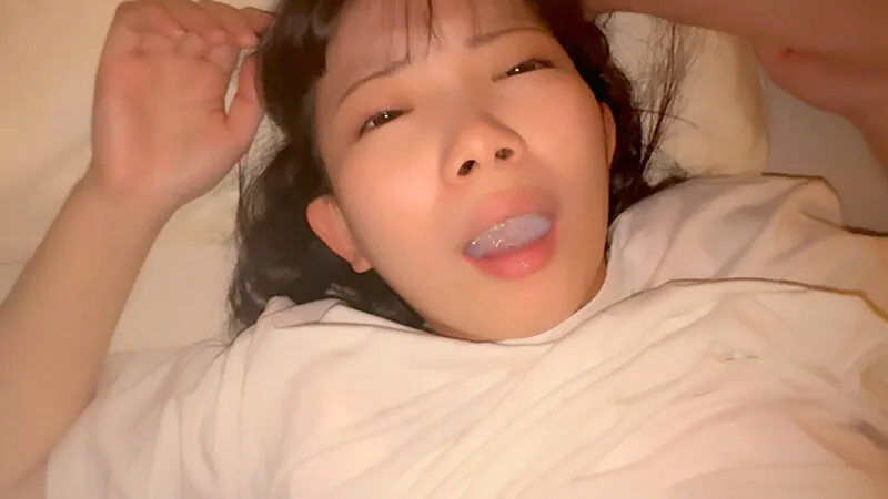 母が蒸発し悲惨な家庭で取り残された無垢な娘は生活保護受給の義理父に処女を奪われ金の為に自宅売春を●●されていた全記録 ひなちゃん 南日菜乃 サンプル画像 3