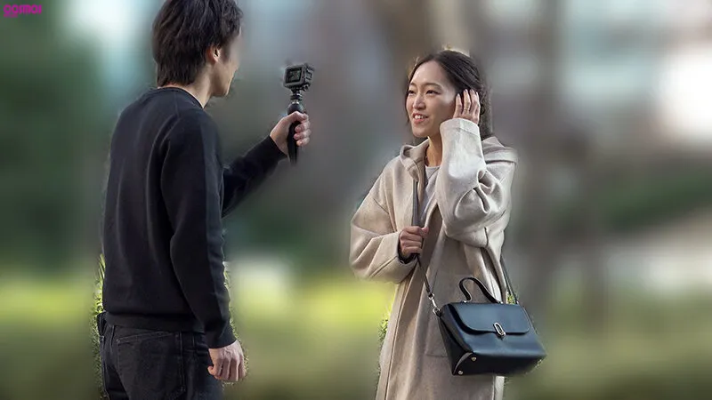 結婚して20年、平凡な生活を送る主婦。最近、年齢を重ねるごとに心が冷めていくのを感じる…もう一度だけ10代の頃のようにキスしただけでドキドキする燃えるようなSEXがしたい。一日限定彼氏と最初で最後の不貞中出しSEX りかさん（39歳） 中野区在住 子供:息子（18歳） サンプル画像 1