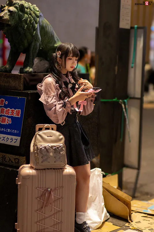 この娘の飾った顔面をチ〇ポ汁まみれにしてぐしゃぐしゃにします。 サンプル画像 5