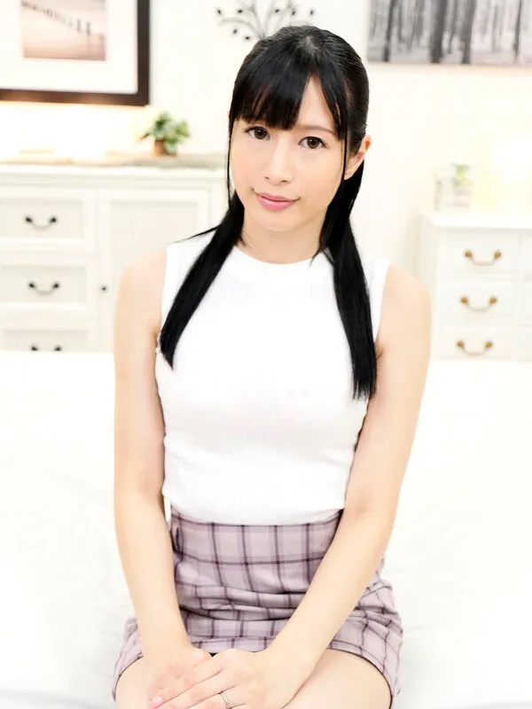 経験豊富な優しい素人人妻が最高の童貞筆おろし 中条カノン サンプル画像 1