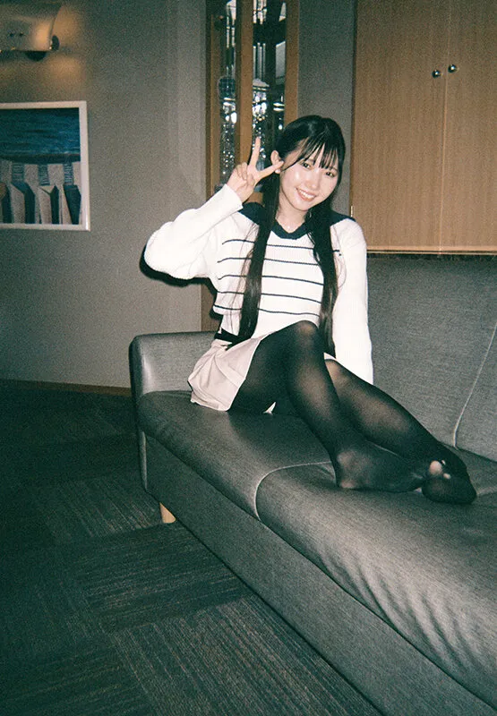 絶対100％精飲宣言！会うたびに必ず精子を飲んでくれる甘えんぼフェラ天使巴ひかりとゴックン不倫デート サンプル画像 3