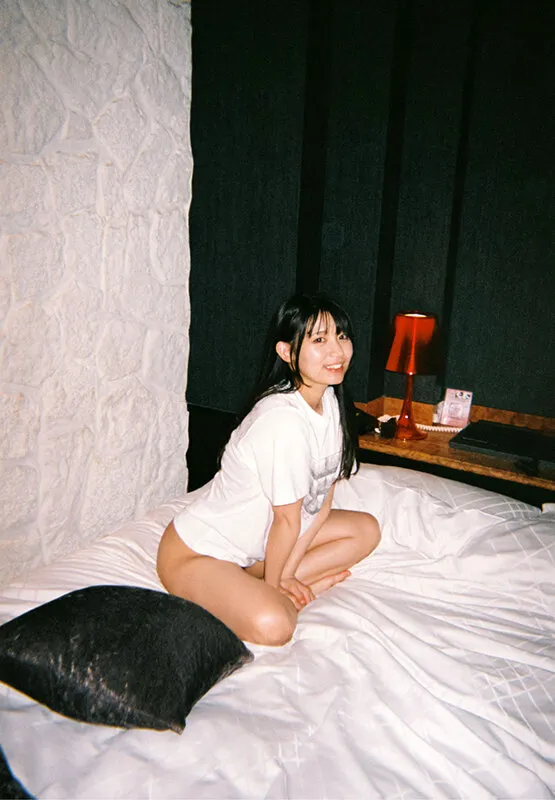 日本でイチバン精子を嬉しそうに飲んでくれる女の子 キラキラ笑顔セフレちゃん宇流木さららと精飲ゴクゴク中出しデート サンプル画像 1