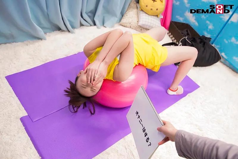 ゆり（20）マジックミラー号素人女子大生限定 100の質問中に突然デカチンを即ハメ！恥じらいつつも、連続ピストンでオマ○コぐちょ濡れ大絶頂！おまけに大洪水！スポーツ女子編 サンプル画像 5