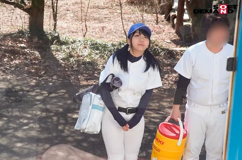 みなみ（19）マジックミラー号素人女子大生限定 100の質問中に突然デカチンを即ハメ！恥じらいつつも、連続ピストンでオマ○コぐちょ濡れ大絶頂！おまけに大洪水！スポーツ女子編 サンプル画像 1