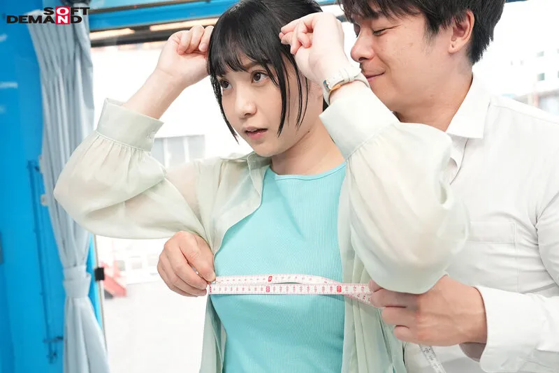 マジックミラー号 初めてのDEEP「乳揉み」 久しぶりに感じた優しくて温かい男の手付きに隠していた欲求不満が爆発！？旦那以外のち○ぽで痙攣イキ【あい編】 サンプル画像 3