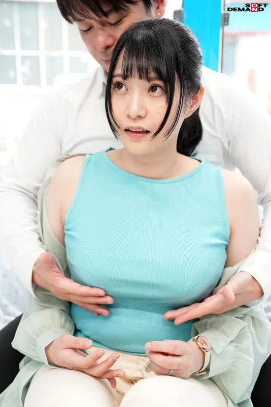 マジックミラー号 初めてのDEEP「乳揉み」 久しぶりに感じた優しくて温かい男の手付きに隠していた欲求不満が爆発！？旦那以外のち○ぽで痙攣イキ【あい編】 サンプル画像 4