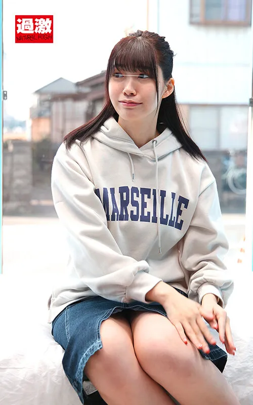 【ヒップ95cmはなちゃん】尻コキマジックミラー号 Tバック尻にチ○ポ爆ズリ！バックで無断でヌルっとナマ挿入！！突然の激ピストンで感じすぎて中出しも許しちゃう巨尻女子大生 サンプル画像 2