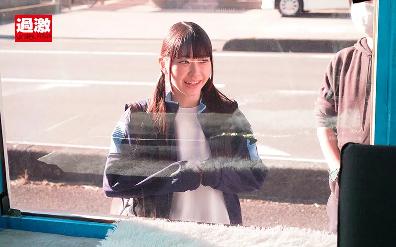 【ダンス部あやちゃん】失禁マジックミラー号 股間直押し！スクワット‘電マ’カウンターで目指せ100プッシュ！快感に我慢できずガニ股でお漏らしイキしてしまう部活帰り女子○生 サンプル画像 3