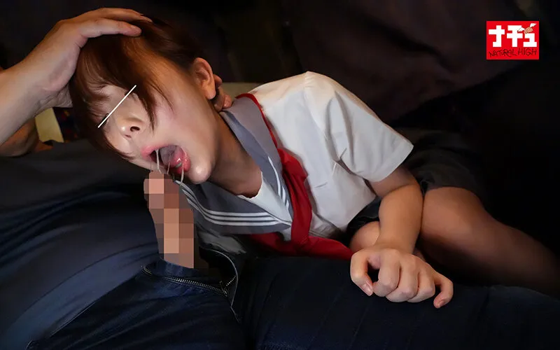 就寝中の夜行バスで指マンされた恐怖に目を開けられず寝たふりしながらイキまくる気弱女子2 サンプル画像 17