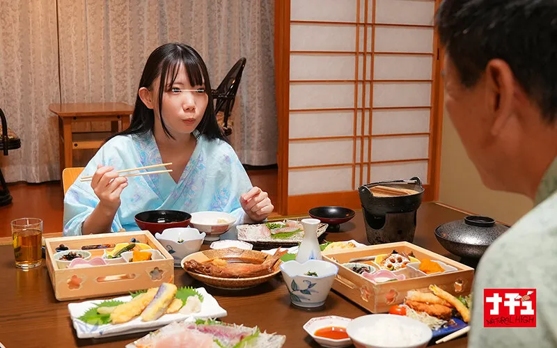 離婚してもう会えないエロい乳首した人懐っこい義娘と最後の温泉旅行で小さなマ○コをこじ開け中出しするまでの記録 サンプル画像 5