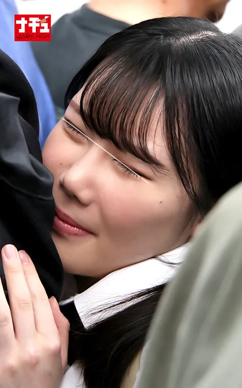 連射電車2 ちっちゃい女の子を独占して精子が尽きるまで何発も射精したい 推定145cm ムチペタ娘 サンプル画像 2