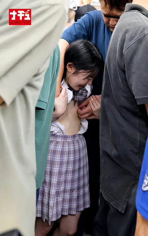 連射電車2 ちっちゃい女の子を独占して精子が尽きるまで何発も射精したい 推定145cm ムチペタ娘 サンプル画像 5