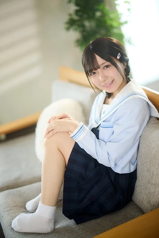 「パパ、私のこと愛してるなら生で入れて」思春期の娘とパパのいびつな愛の日常、そして中出しへと… 日向由奈 サンプル画像 1