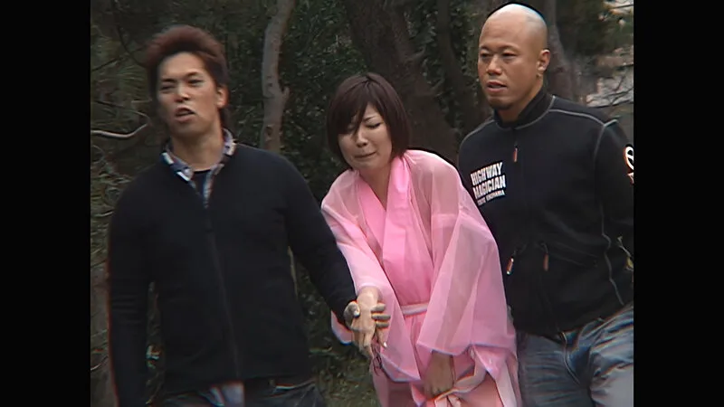 【 AI リマスター版 】広○涼子激似！美人温泉仲居さん瀬奈涼 ノーパンデートで初露出、初街角SEX サンプル画像 3