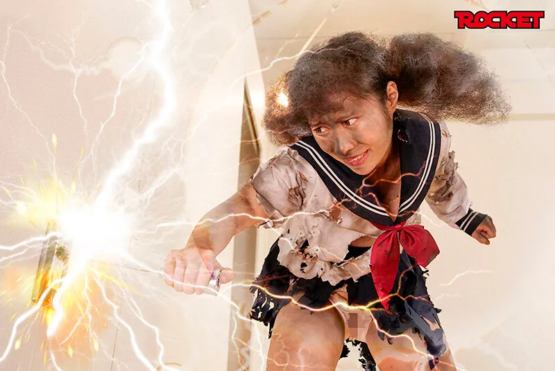 無様エロ再び！裸より恥ずかしい爆発黒焦げ女 パート2 理科の実験完全版 サンプル画像 4