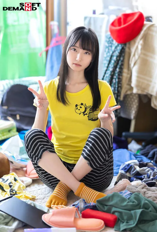 元引きこもりのポコチン絵師 鳥羽いく（20） 実家にお邪魔して1泊2日のAVデビュー撮影 サンプル画像 2