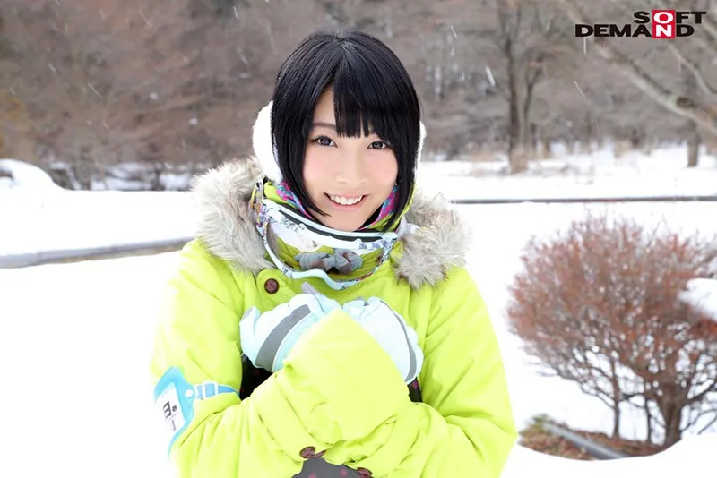 「カップル限定」マジックミラー号の中で、自慢の彼女を「寝とって」真正中出し！ ナミさん（19）大学生 サンプル画像 2