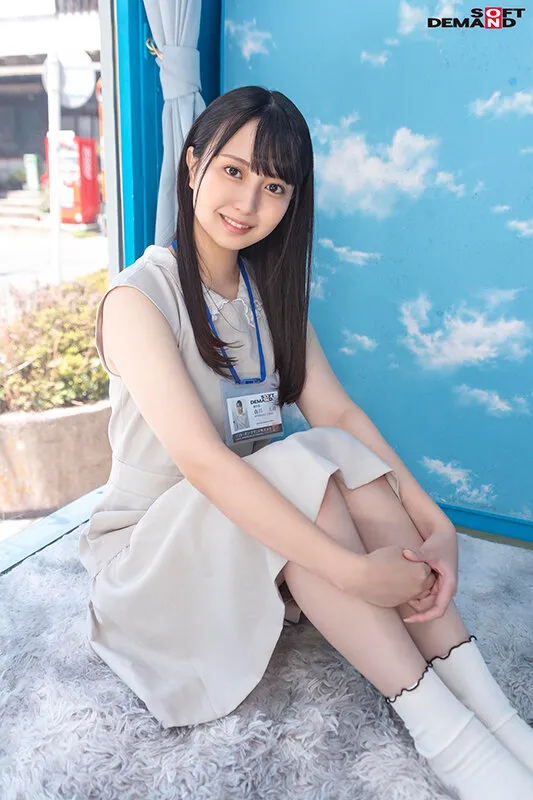 制作部入社2年目 アシスタントディレクター 森川ちゃん マジックミラー号で初めてのドキドキ逆ナンパ！デカチン君3人見つけてSEXするまで帰れませんSP！ 森川玉緒 サンプル画像 3