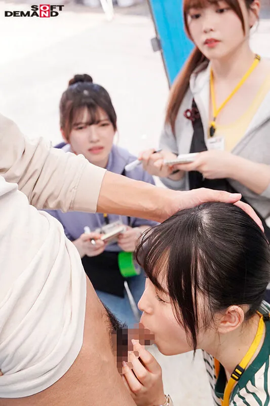 SOD女子社員 まだ撮影現場に行ったことない制作部新卒ちゃん3人のマジックミラー号逆ナンパ研修！ 男性器サイズ調査の為、恥ずかしながらち●ぽ測定！勃起が収まらなくて困っている男性を放っておけず、 あの手この手で全員発射させちゃいました 合計8発射！ サンプル画像 8