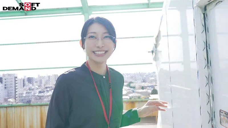 業務を抜け出してイキまくる秘書 デカチン 玩具オナニー オイルプレイ 3P 総務部秘書課 守屋よしの サンプル画像 5