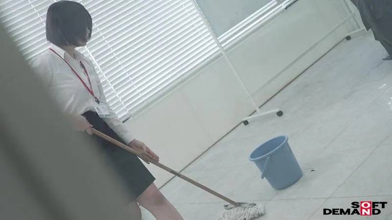 『浣腸噴射15，000mlしたらどうなるのか？』SOD女子社員が真面目に始めは苦しい腸汁ダクダクアナルセックス＆AtoM実践研究した結果 浣腸した以上の超放出で休日SOD本社は腸汁まみれに…！SOD性科学ラボREPORT22 本村素子 サンプル画像 8