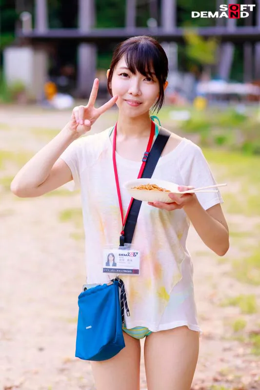 フリーのSOD女子社員と6人のガチ童貞。あの夏、イチバンときめいた筆おろし。 サンプル画像 20