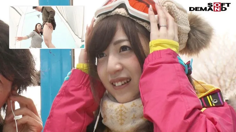 マジックミラー号 ゲレンデに来ていた幸せいっぱい新婚カップルナンパ！旦那が目の前で浮気！その様子を見て悲しんでいる奥さんを口説き、旦那までミラー越し30cmの距離で寝取って声を押し殺せないほどイカせる！ サンプル画像 7