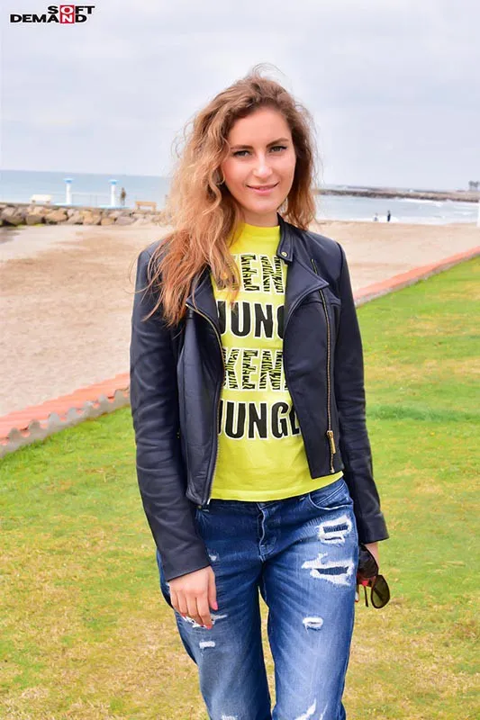 マジックミラー号 in ヨーロッパ 日本人好みの可愛くてうぶな欧州本物素人娘を7名厳選 メジャー級の生デカチンを何度もブチ込まれ、発情しまくり本気イキSP サンプル画像 4