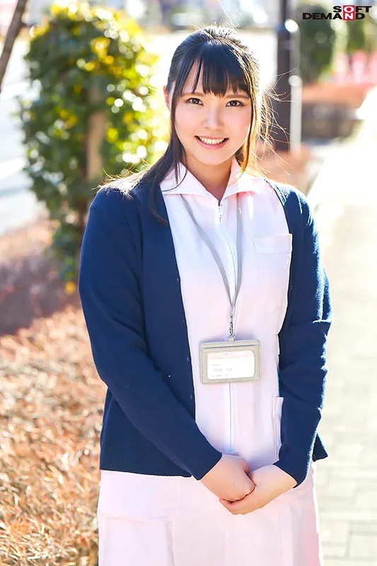 マジックミラー号 「童貞くんのオナニーのお手伝いしてくれませんか…」お昼休憩中のたわわなおっぱいを持つ白衣の巨乳ナースが赤面しつつも童貞くんを筆おろし！ サンプル画像 7