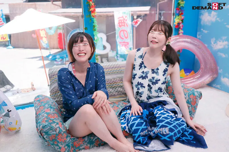 子供会の集まりで海水浴に来ていた水着ママたちがマジックミラー号で大乱交 サンプル画像 2