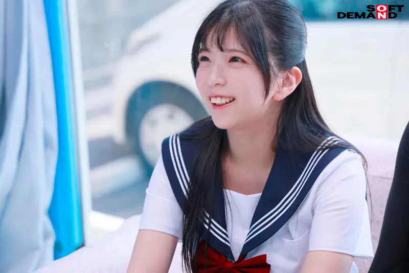 【大増量5時間35分！8名出演】マジックミラー号 保健体育の課外授業 現役女子○生の目の前でオトナの濃厚SEXを見せつける！思春期の性的好奇心に火を点けて初めての杭打ち騎乗位で中イキ体験2 サンプル画像 6