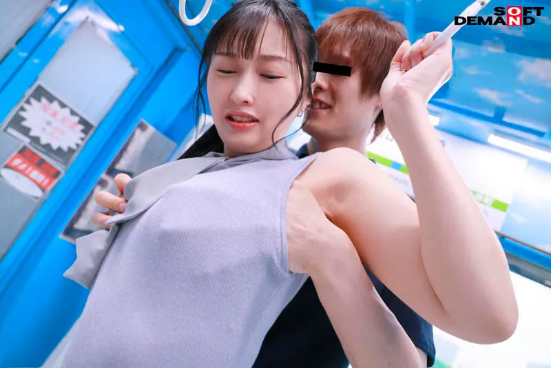 マジックミラー号 失禁電車がイク イヤイヤと拒んでも心とは裏腹にご無沙汰なカラダはエロテクに敏感反応！ヌルヌルにトロけたマ○コに生挿入！ノースリーブは隙だらけ！変質者に狙われやすい30代以上限定！ サンプル画像 13