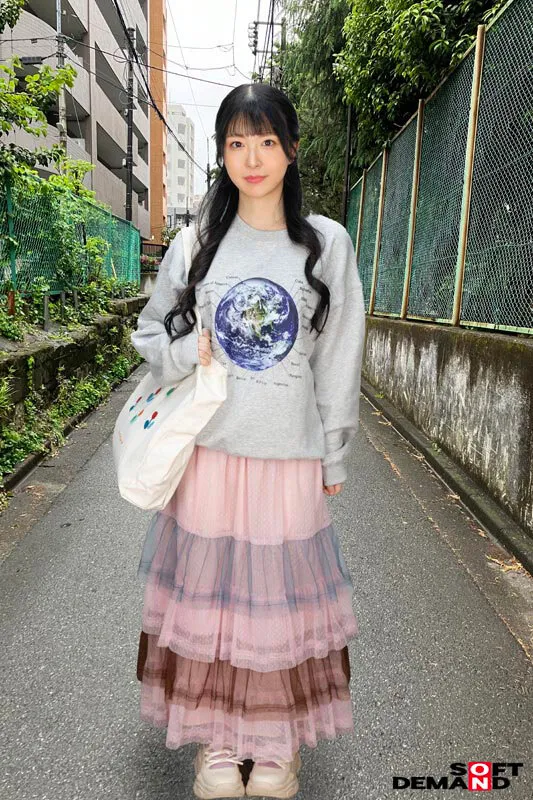 逆転マジックミラー号パート11 お洒落女子に「写真を撮らせてもらえませんか？」と声をかけ承認欲求を満たしたい素人娘をマジックミラー号に連れ込んでマジックミラーを逆転させてデッサン会場で生SEXを大公開するハメに！ サンプル画像 15